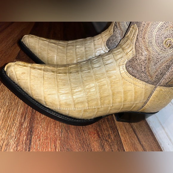 Authentic Caiman tail boots - Picture 2 of 7